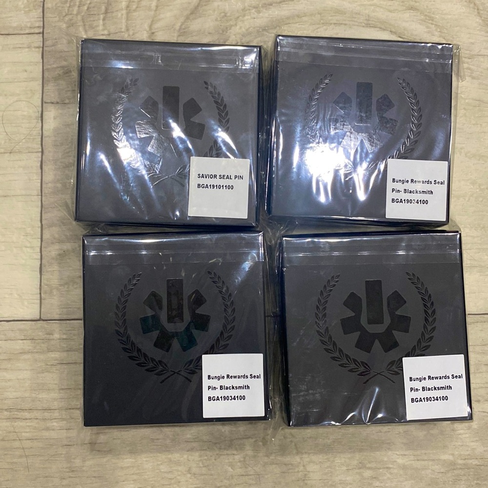 Destiny 2 pins. 3 Blacksmith Pins and 1 Savior Seal Pin.